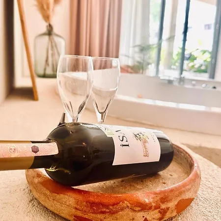 Clotho Bohem Suits Hébergement de vacances *
